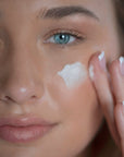 Sapelo Restoring Eye Cream – targeted eye treatment with peptides to reduce puffiness, fine lines, and dark circles